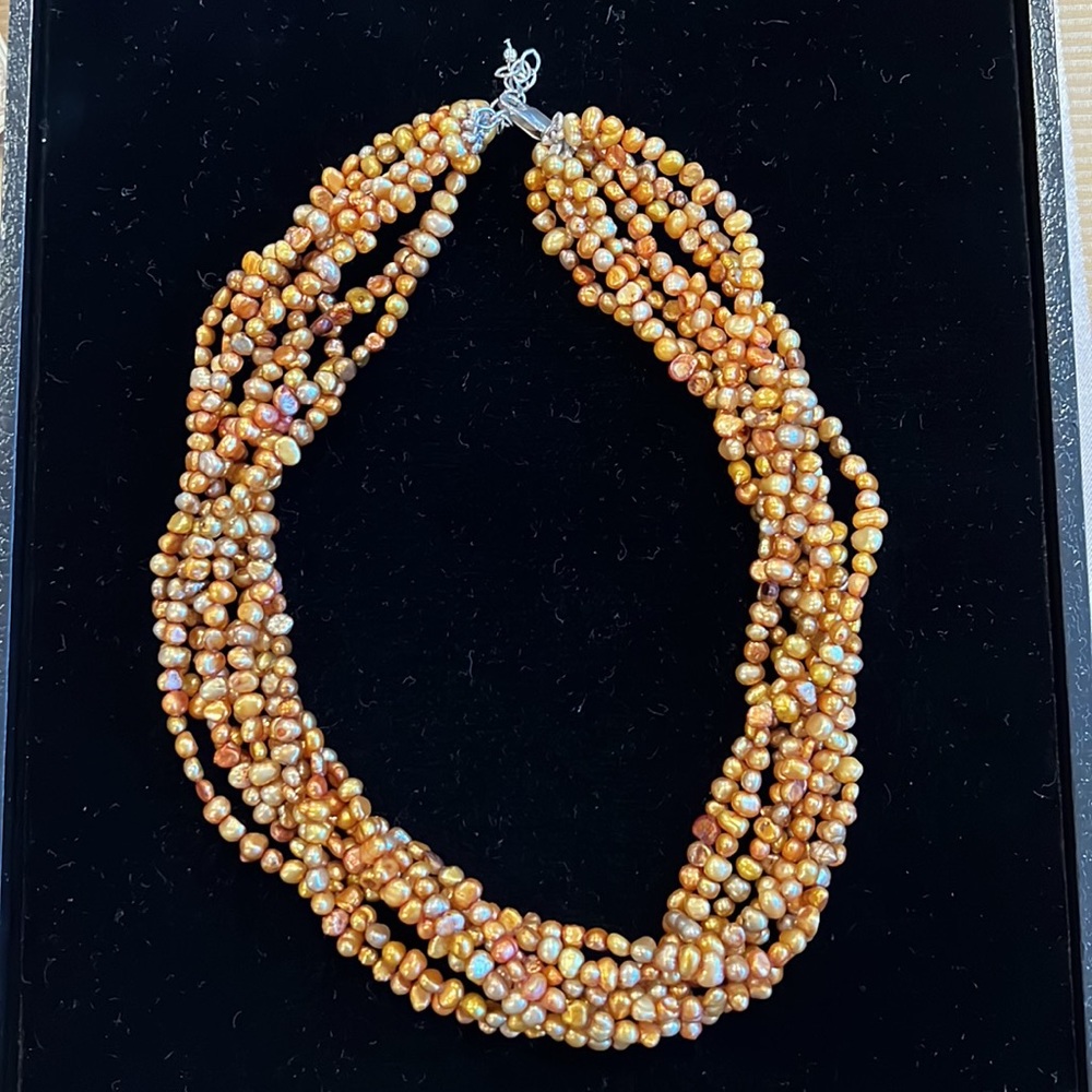 Stunning 8-Strand Gold Pearl Silpada Necklace!